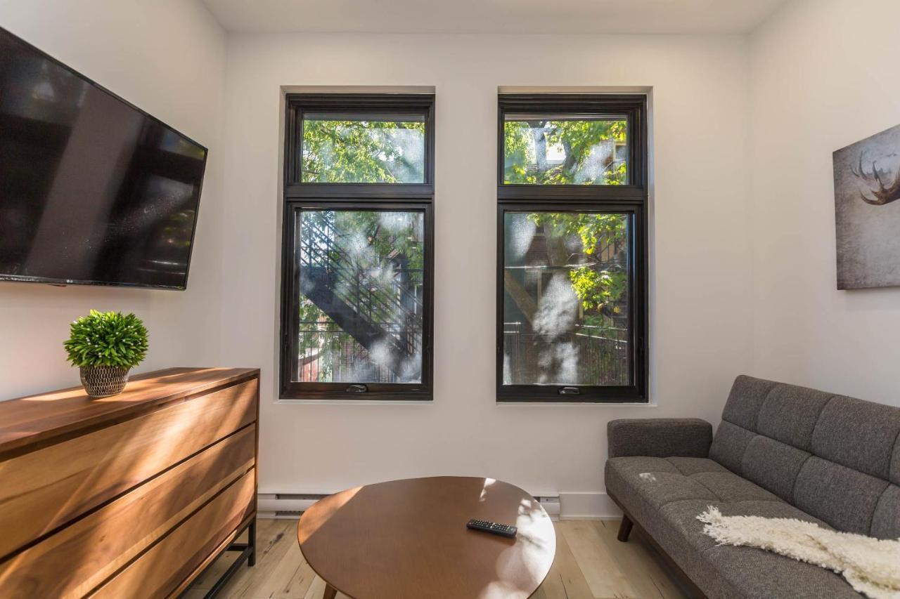 Lofts Du Parc Lahaie Монреал Екстериор снимка