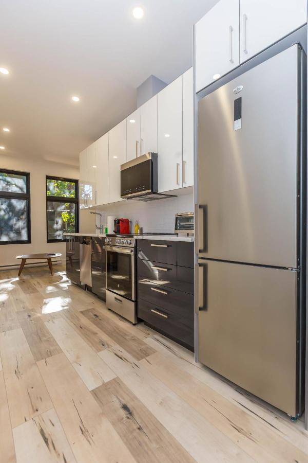 Lofts Du Parc Lahaie Монреал Екстериор снимка